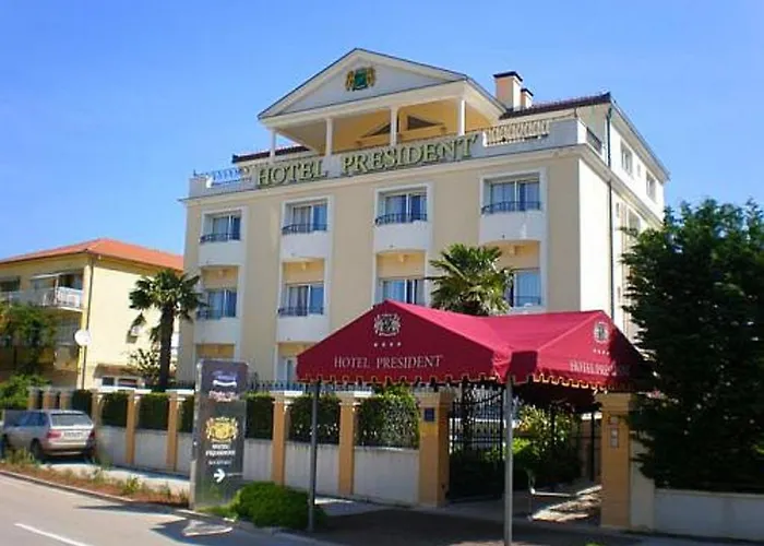 Hotel President